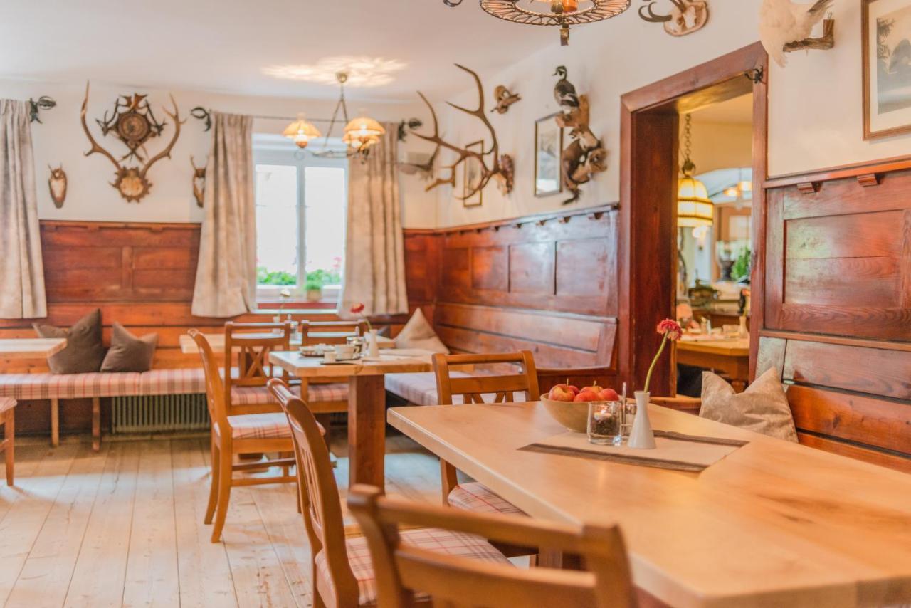 Sport & Familienhotel Baerenwirt Aich  Eksteriør billede