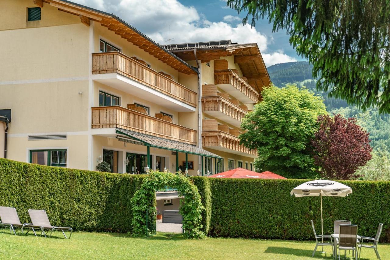 Sport & Familienhotel Baerenwirt Aich  Eksteriør billede