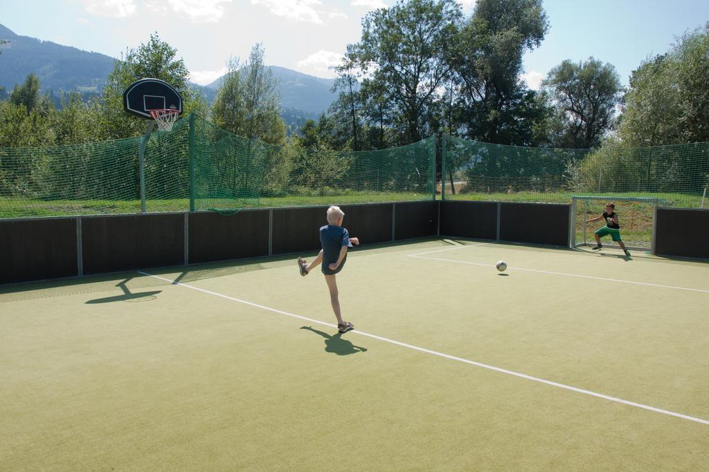 Sport & Familienhotel Baerenwirt Aich  Eksteriør billede